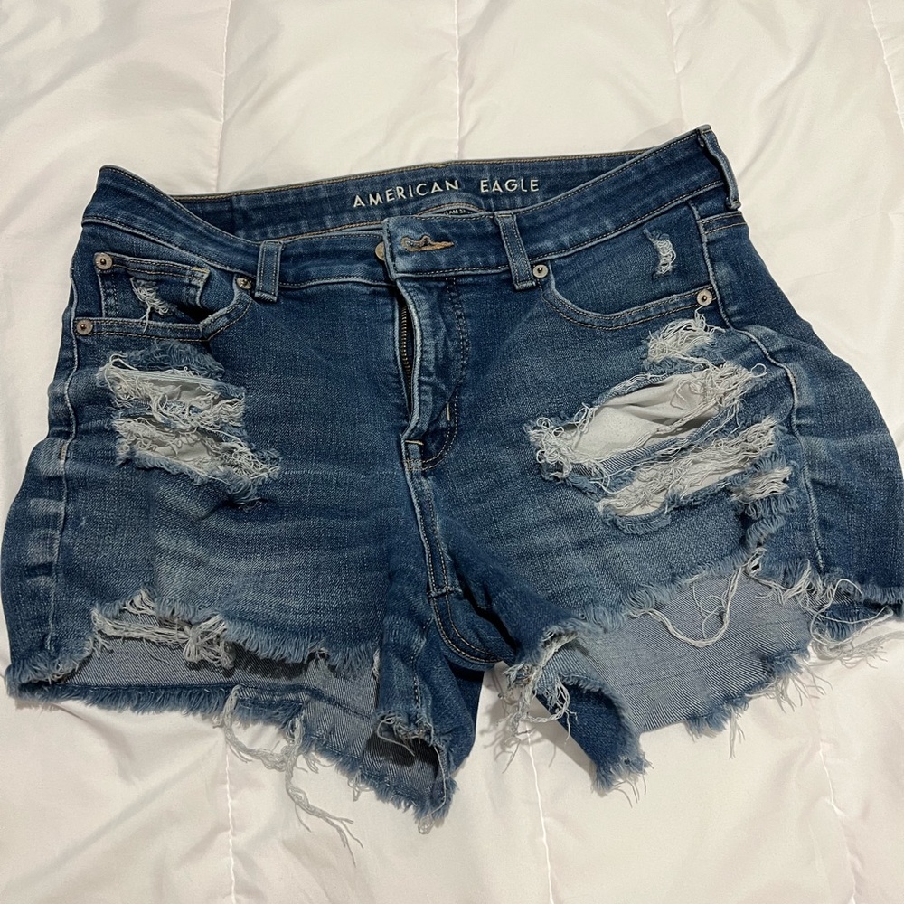 Women’s American Eagle Denim Midi Shorts, size 8